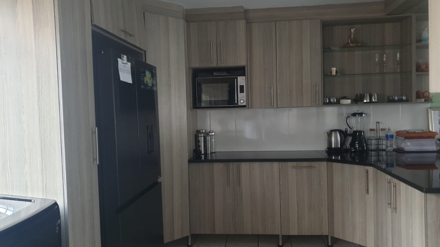 To Let 3 Bedroom Property for Rent in Wilsonia Eastern Cape
